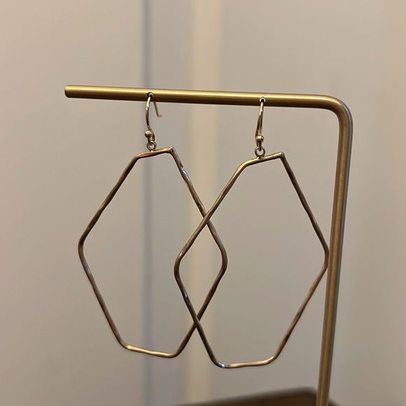 Gold Earrings - Picture 4 of 6